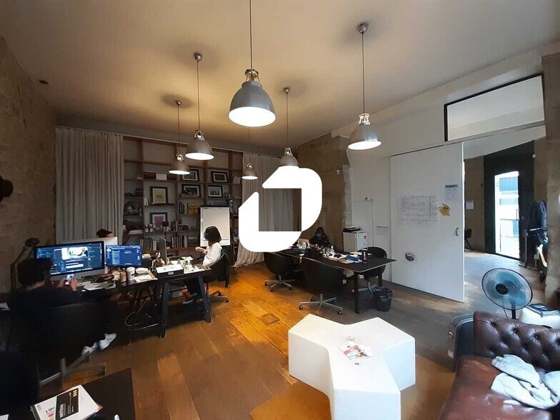 Office in Paris for sale - Interior Photo - Image 2 of 6