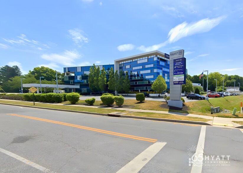 1800 Dual Hwy, Hagerstown, MD à louer - Photo du bâtiment - Image 3 de 8