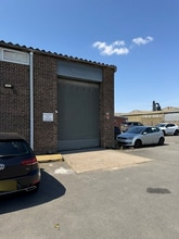 5 Darlington Close, Sandy for lease Primary Photo- Image 1 of 1