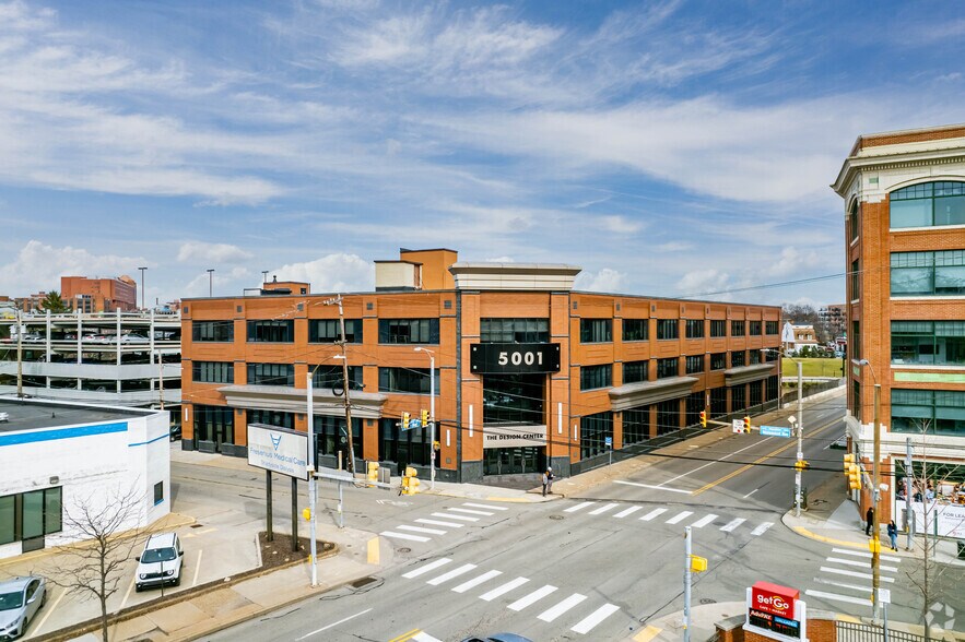5001 Baum Blvd, Pittsburgh, PA à louer - Photo du bâtiment - Image 2 de 14
