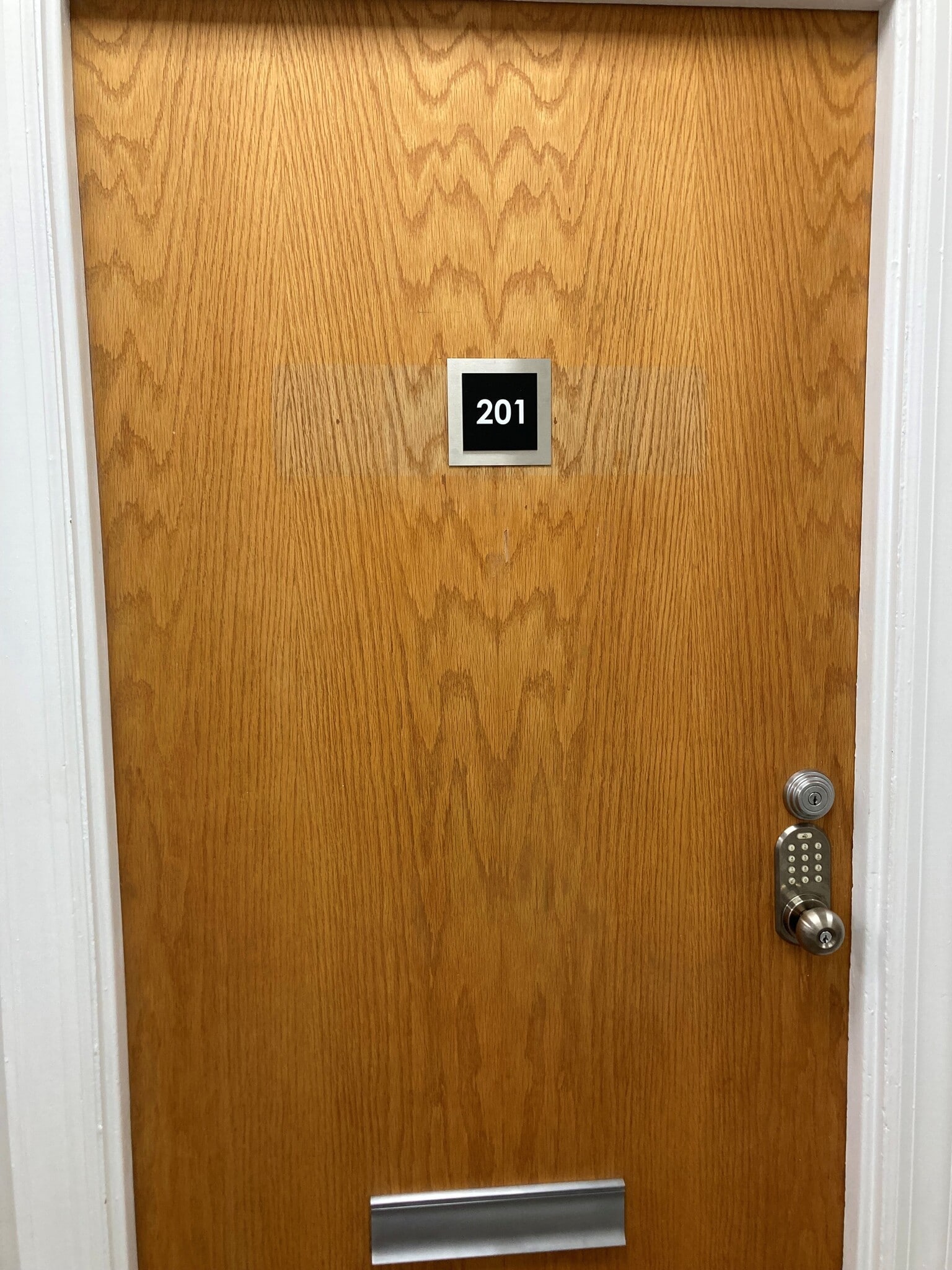 1123-1125 New Britain Ave, West Hartford, CT for lease Interior Photo- Image 1 of 2