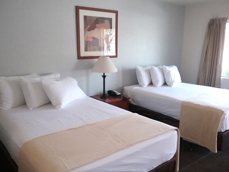 8399 W Lynwood St, Tolleson, AZ à vendre - Photo du bâtiment - Image 2 de 8