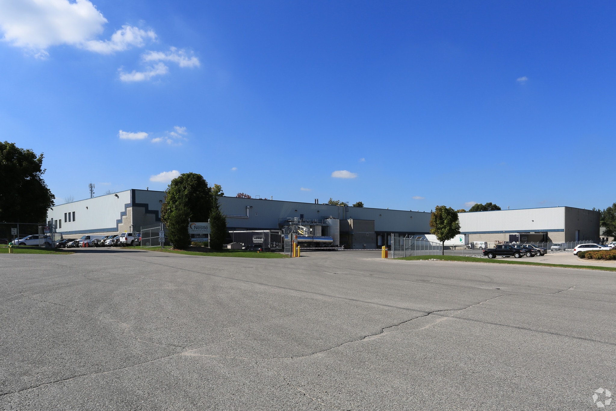 28 Mollard Ct, Barrie, ON for sale Primary Photo- Image 1 of 1