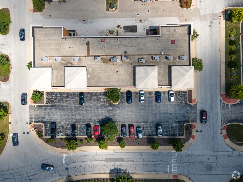 805-821 N Randall Rd, Batavia, IL for lease - Aerial - Image 2 of 14
