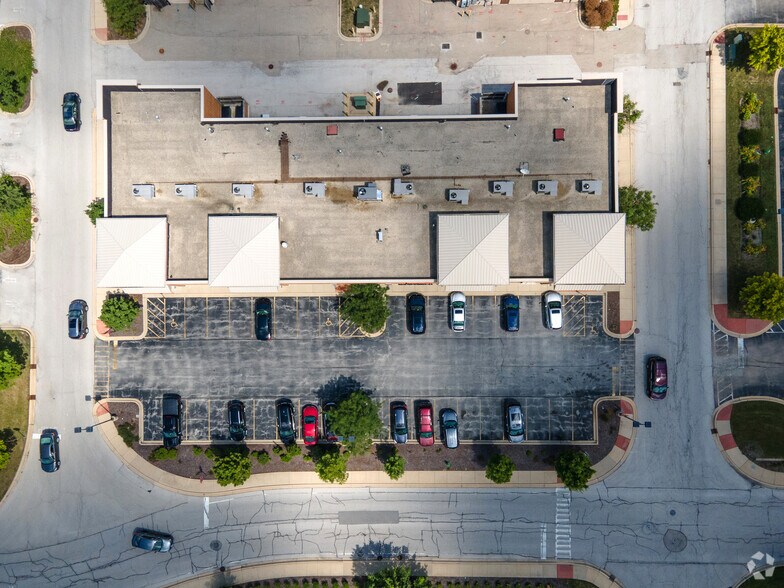 805-821 N Randall Rd, Batavia, IL à louer - Aérien - Image 2 de 14