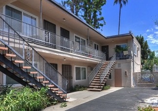 Plus de détails pour 5333 Bellingham Ave, Valley Village, CA - Multi-résidentiel à vendre