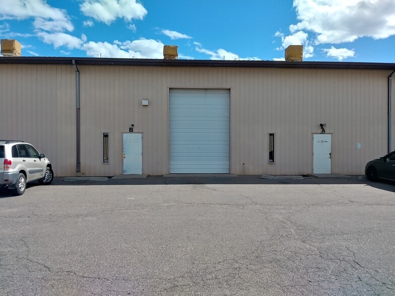 6310 Edith Blvd NE, Albuquerque, NM for lease - Building Photo - Image 1 of 7