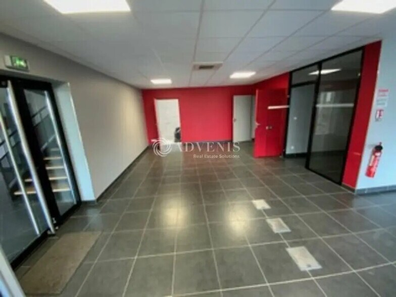 Flex in Bourges for sale - Interior Photo - Image 2 of 6