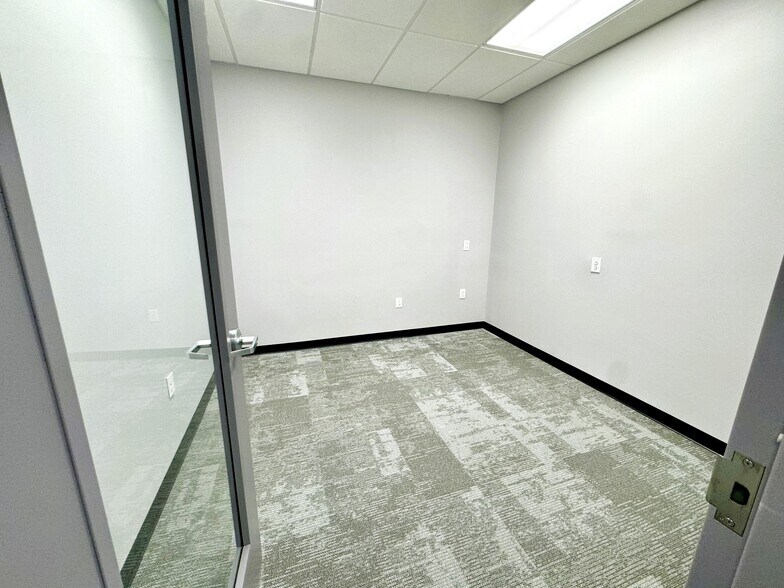 3000 Business Park Cir, Goodlettsville, TN à louer - Photo intérieure - Image 2 de 9