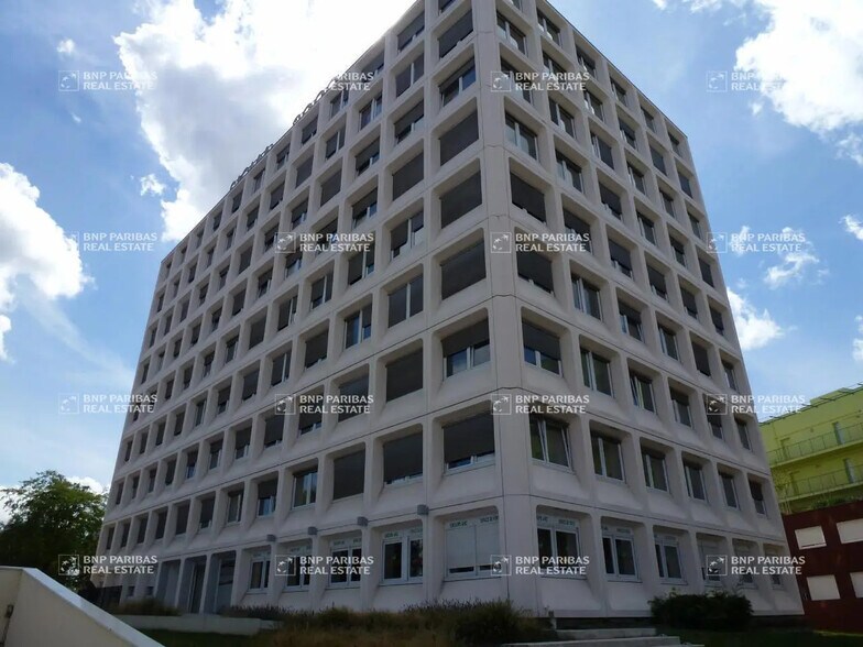 Bureau dans Nantes à louer - Photo du bâtiment - Image 2 de 11