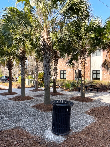 505 Belle Hall Pky, Mount Pleasant, SC for sale - Building Photo - Image 3 of 11