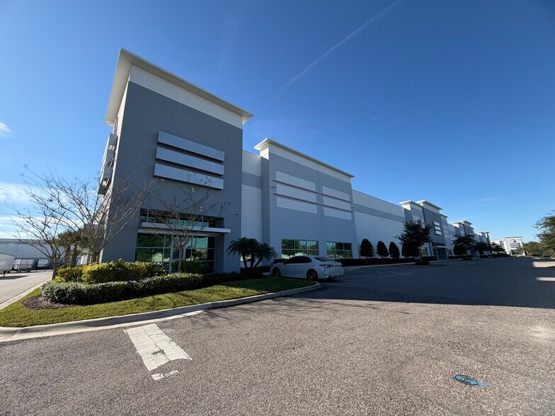 1801 Boice Pond Rd, Orlando, FL for lease - Building Photo - Image 3 of 3