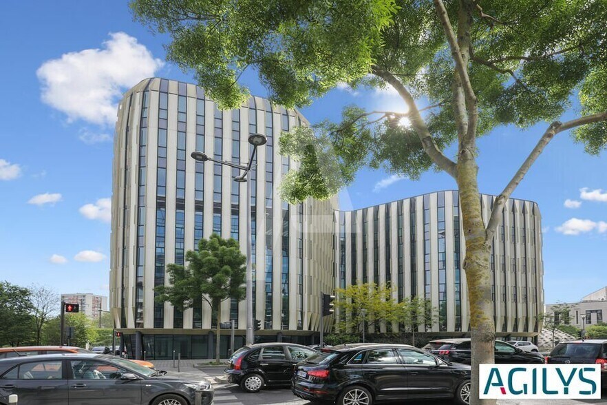 92 Avenue De Paris, Massy à louer - Photo du bâtiment - Image 3 de 15