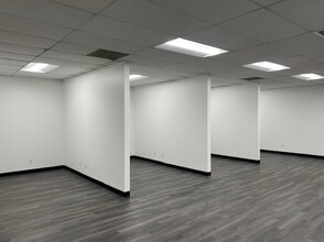 12200 N Stemmons Fwy, Farmers Branch, TX for lease Interior Photo- Image 2 of 5