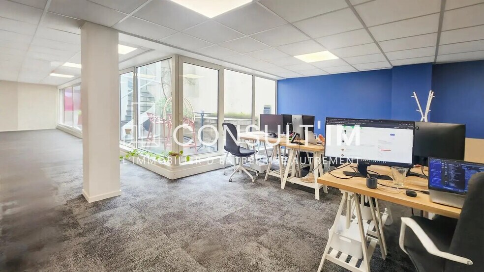 Bureau dans Boulogne-Billancourt à louer - Photo du bâtiment - Image 3 de 7