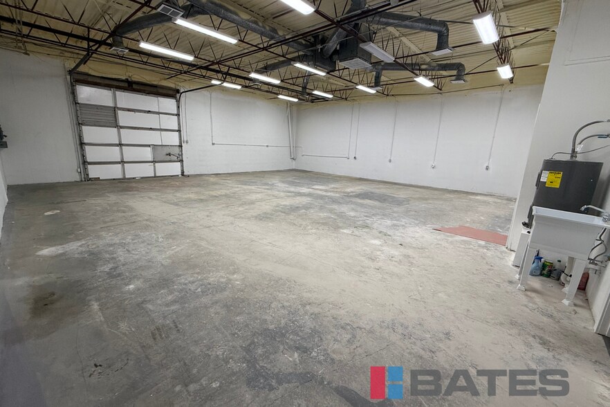 2805 National Dr, Garland, TX à louer - Photo intérieure - Image 2 de 7