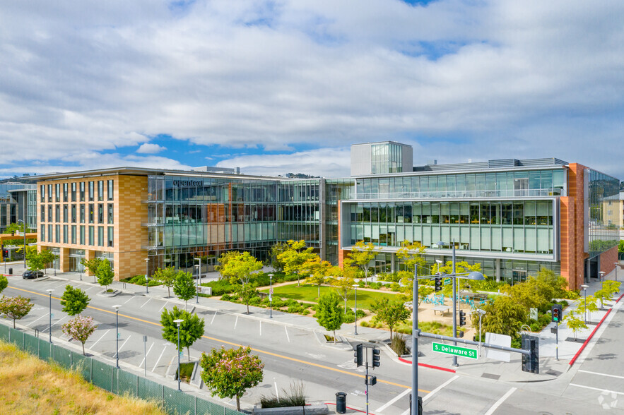 2950 S Delaware St, San Mateo, CA à louer - Photo du bâtiment - Image 1 de 12