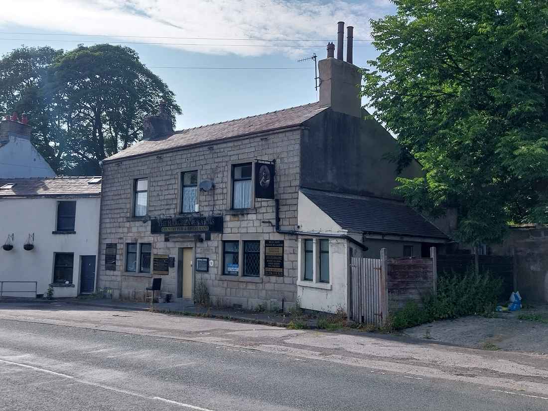 910 Burnley Rd E, Rossendale for lease Building Photo- Image 1 of 2
