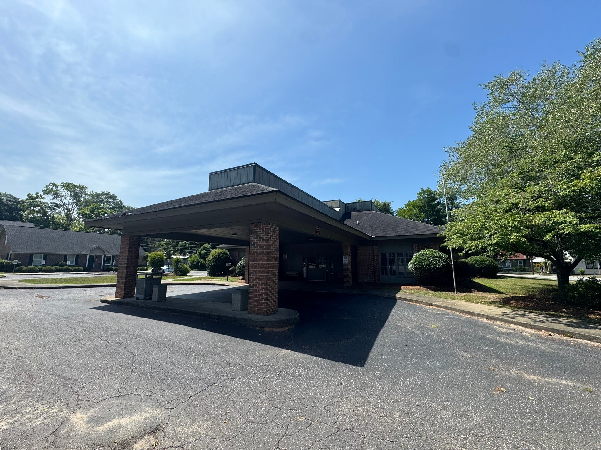 407 N Salem Ave, Sumter, SC à vendre Photo du bâtiment- Image 1 de 31