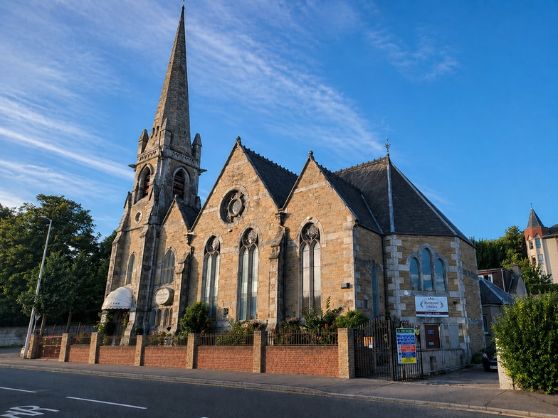 Queen St, Broughty Ferry for lease - Building Photo - Image 1 of 10