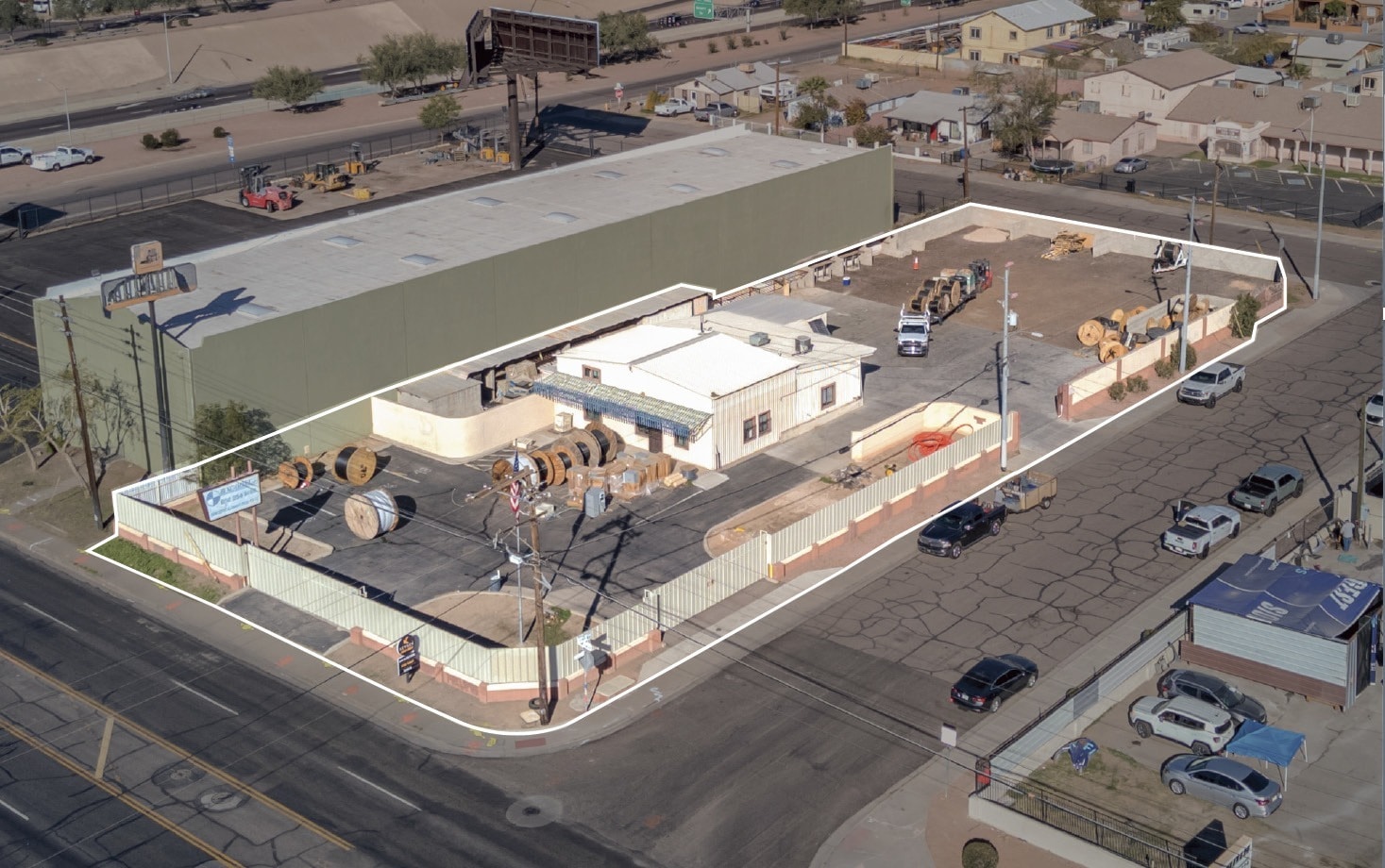 2210 W Buckeye Rd, Phoenix, AZ for lease Building Photo- Image 1 of 7