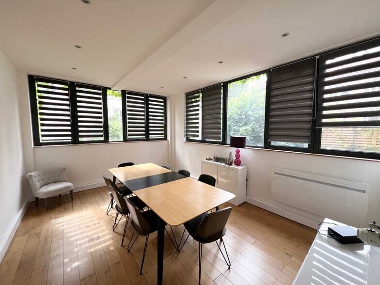 92 Avenue De Saint-Mandé, Paris for lease - Interior Photo - Image 2 of 6