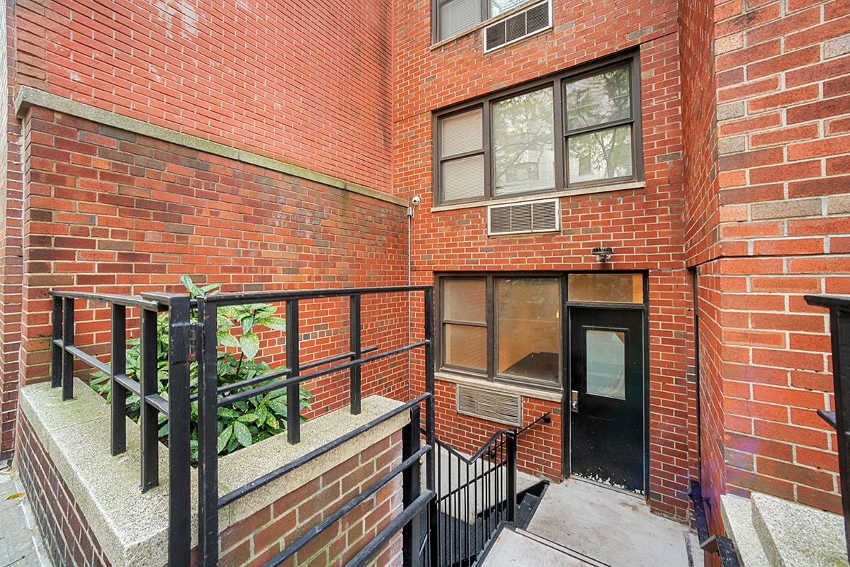 310 E 65th St, New York, NY for lease Primary Photo- Image 1 of 9