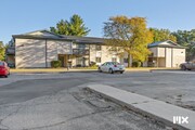 Woodridge Apartments - Parc de stationnement couvert