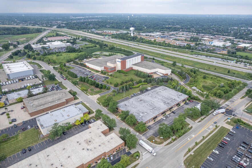 1670-1690 Wright Blvd, Schaumburg, IL à louer - Aérien - Image 3 de 3