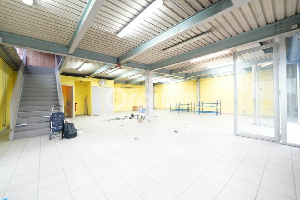 5 Rue Du Mont-Blanc, Corbas for sale Interior Photo- Image 1 of 8