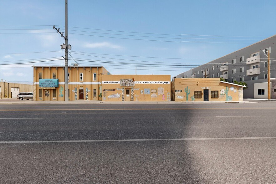 2906 4th St NW, Albuquerque, NM à vendre - Photo du bâtiment - Image 1 de 57