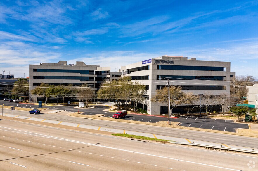 11044 Research Blvd, Austin, TX à louer - Photo du bâtiment - Image 3 de 21