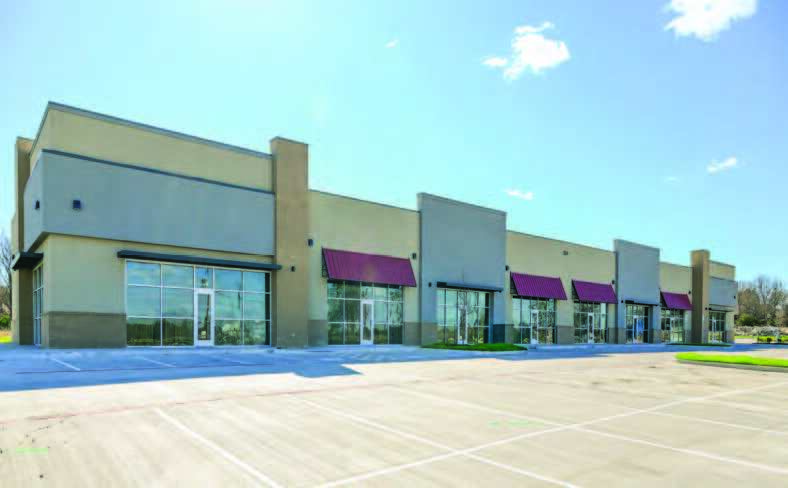 1314 W Wintergreen Rd, DeSoto, TX à louer - Photo du bâtiment - Image 2 de 7