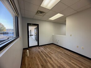 524 Red Lane Rd, Birmingham, AL for lease Interior Photo- Image 1 of 32