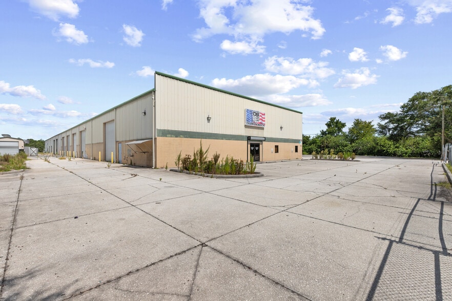 1060 Cox Rd, Cocoa, FL for lease - Building Photo - Image 3 of 18