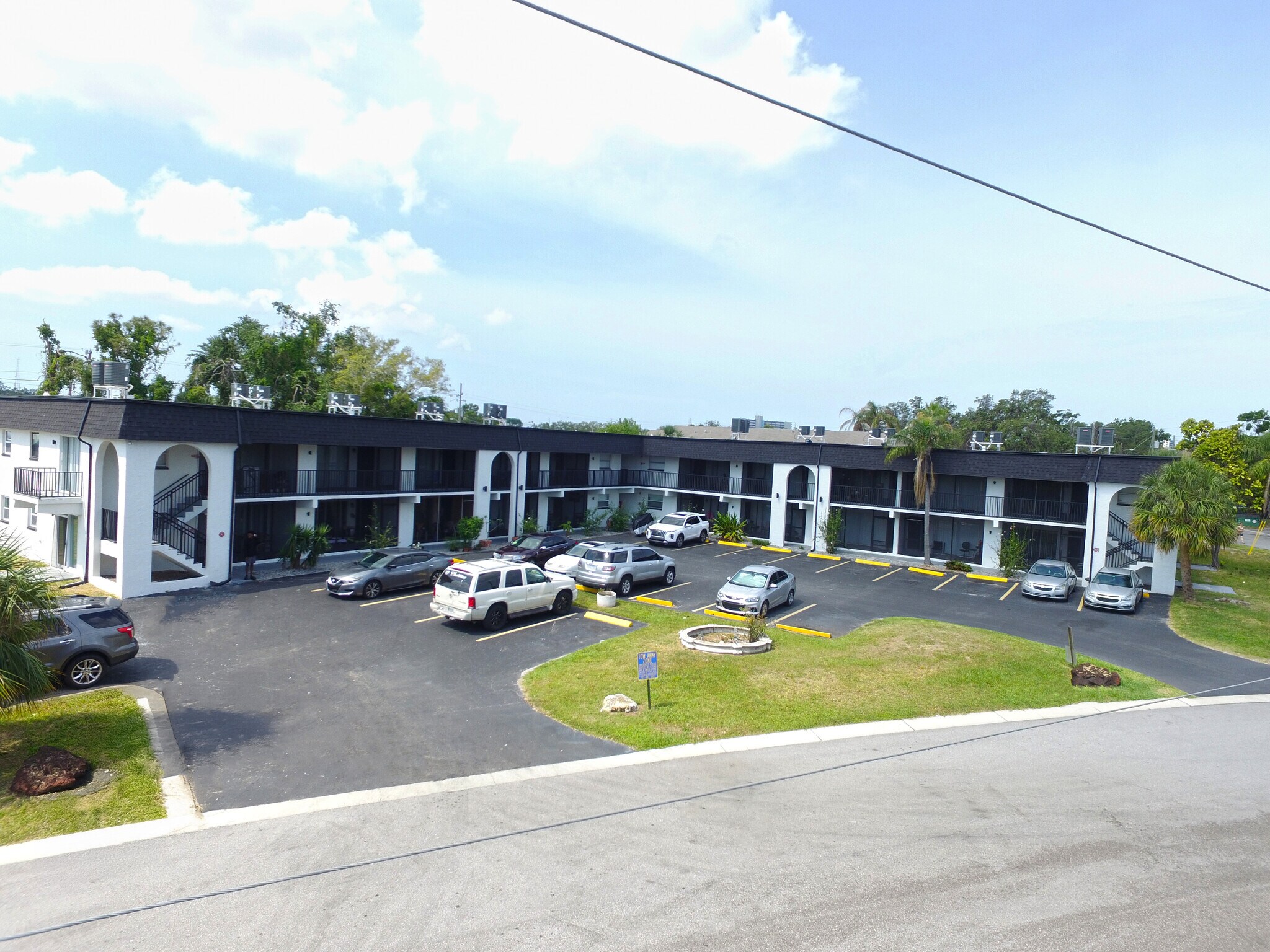 1295 Santa Rosa Dr, Clearwater, FL à vendre Photo principale- Image 1 de 5