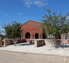 2180 Avenue C, Mobile, AL for lease Building Photo- Image 2 of 2