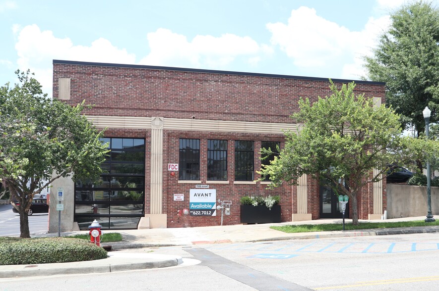 915 Lady St, Columbia, SC for lease - Building Photo - Image 1 of 20