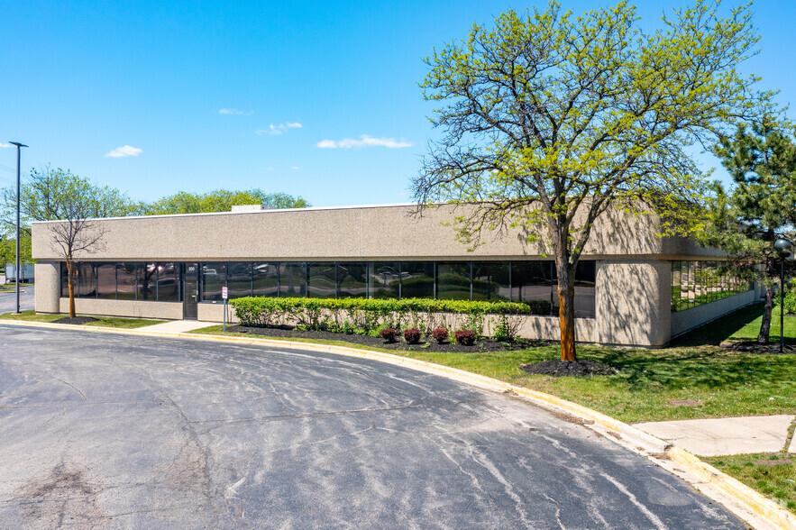 850 E Algonquin Rd, Schaumburg, IL for sale - Building Photo - Image 2 of 13