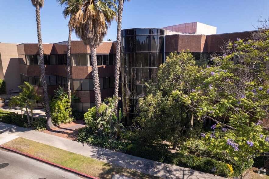 4322 Wilshire Blvd, Los Angeles, CA à louer - Aérien - Image 3 de 7