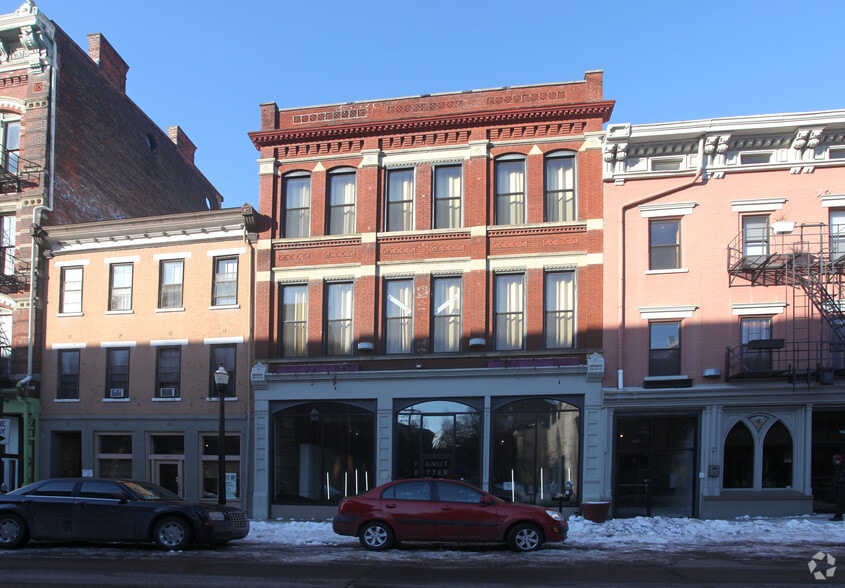 1417 Main St, Cincinnati, OH à louer - Photo du bâtiment - Image 2 de 4