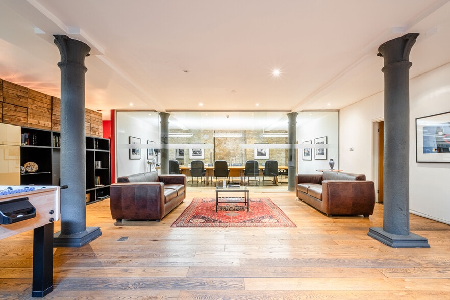 66 Royal Mint St, London for lease - Building Photo - Image 2 of 21