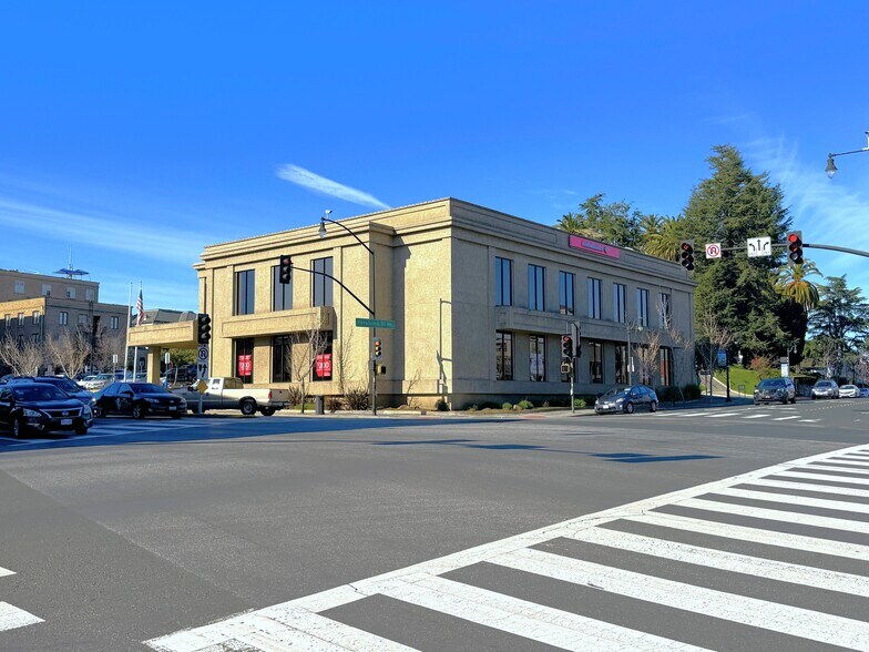 200 Kentucky St, Petaluma, CA à louer - Photo du bâtiment - Image 2 de 6