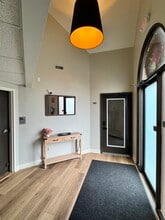 3500 Snouffer Rd, Columbus, OH à louer Photo intérieure- Image 1 de 12