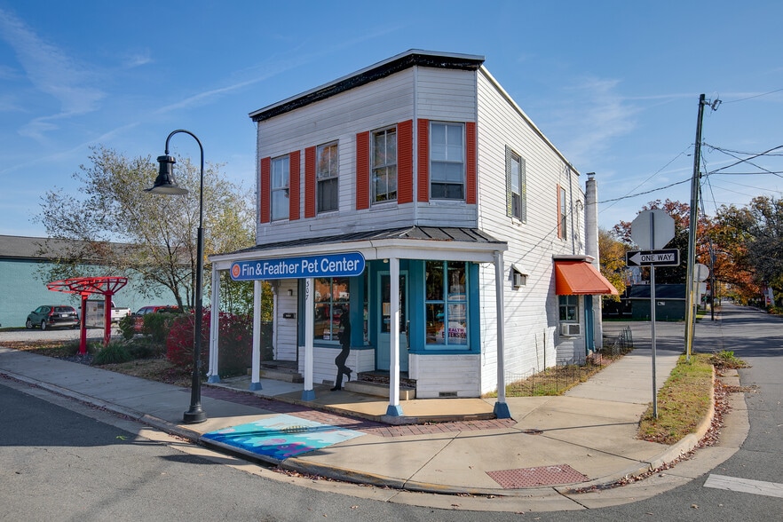 307 Railroad Ave, Ashland, VA for sale - Primary Photo - Image 1 of 48