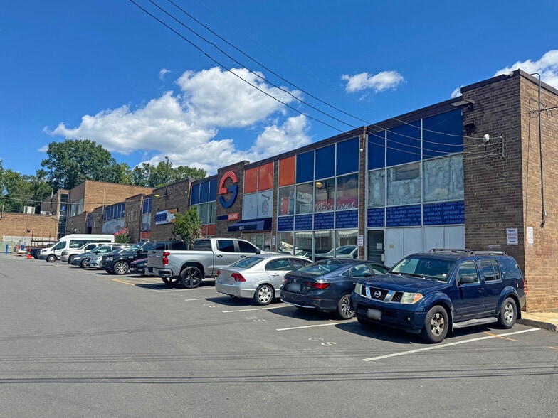 6500-6527 Chillum Pl NW, Washington, DC for lease - Building Photo - Image 1 of 7