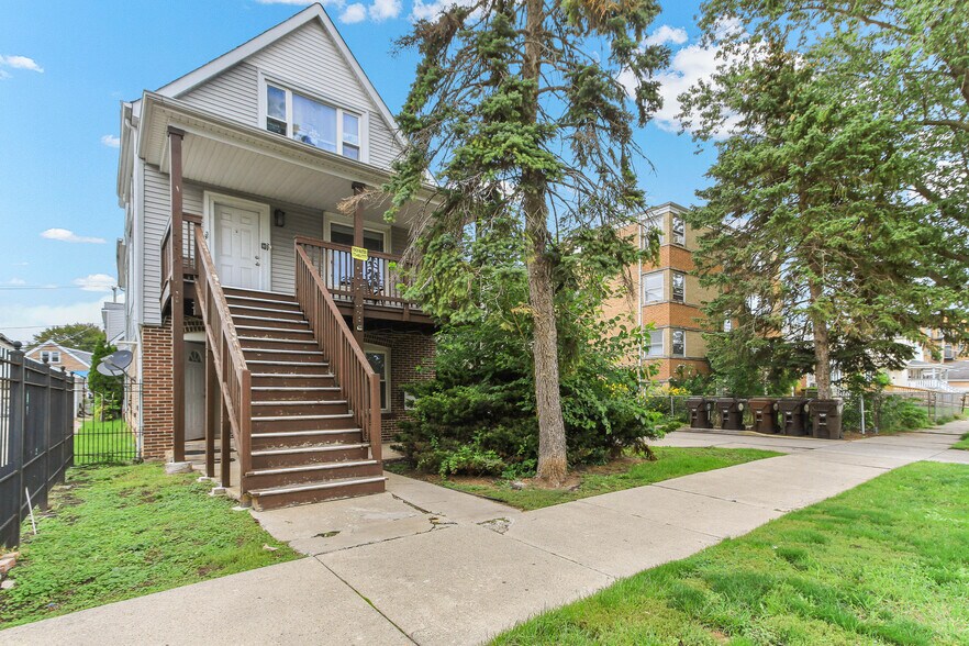 6046 W Giddings, Chicago, IL à vendre - Photo du bâtiment - Image 1 de 38