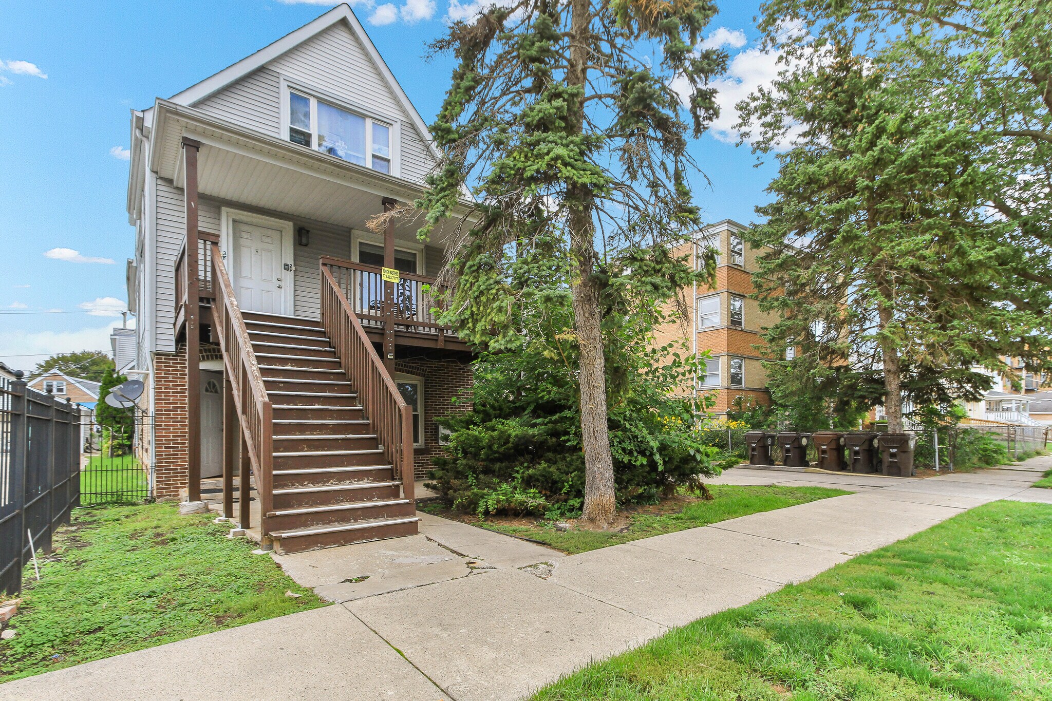 6046 W Giddings, Chicago, IL à vendre Photo du bâtiment- Image 1 de 39