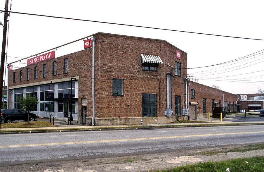 981 Joseph E Lowery Blvd NW, Atlanta, GA à louer - Photo du bâtiment - Image 2 de 10