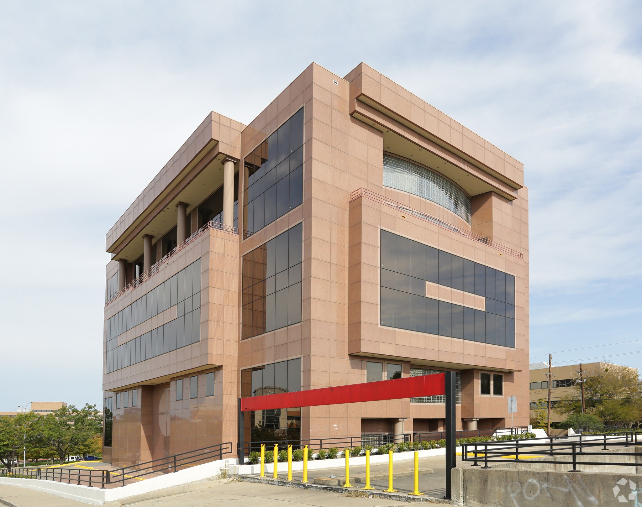 7150 Greenville Ave, Dallas, TX for lease Primary Photo- Image 1 of 11